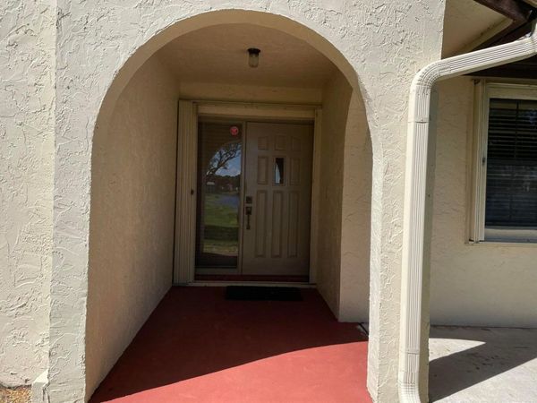 420 Ashwood Place, Boca Raton, FL 33431