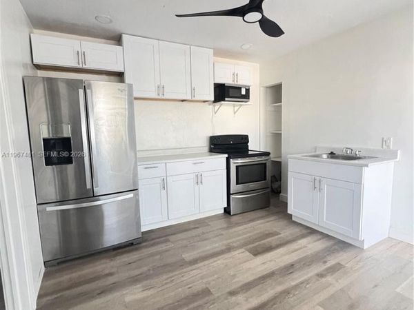 1711 Thomas St, Unit 1-3, Hollywood, FL 33020