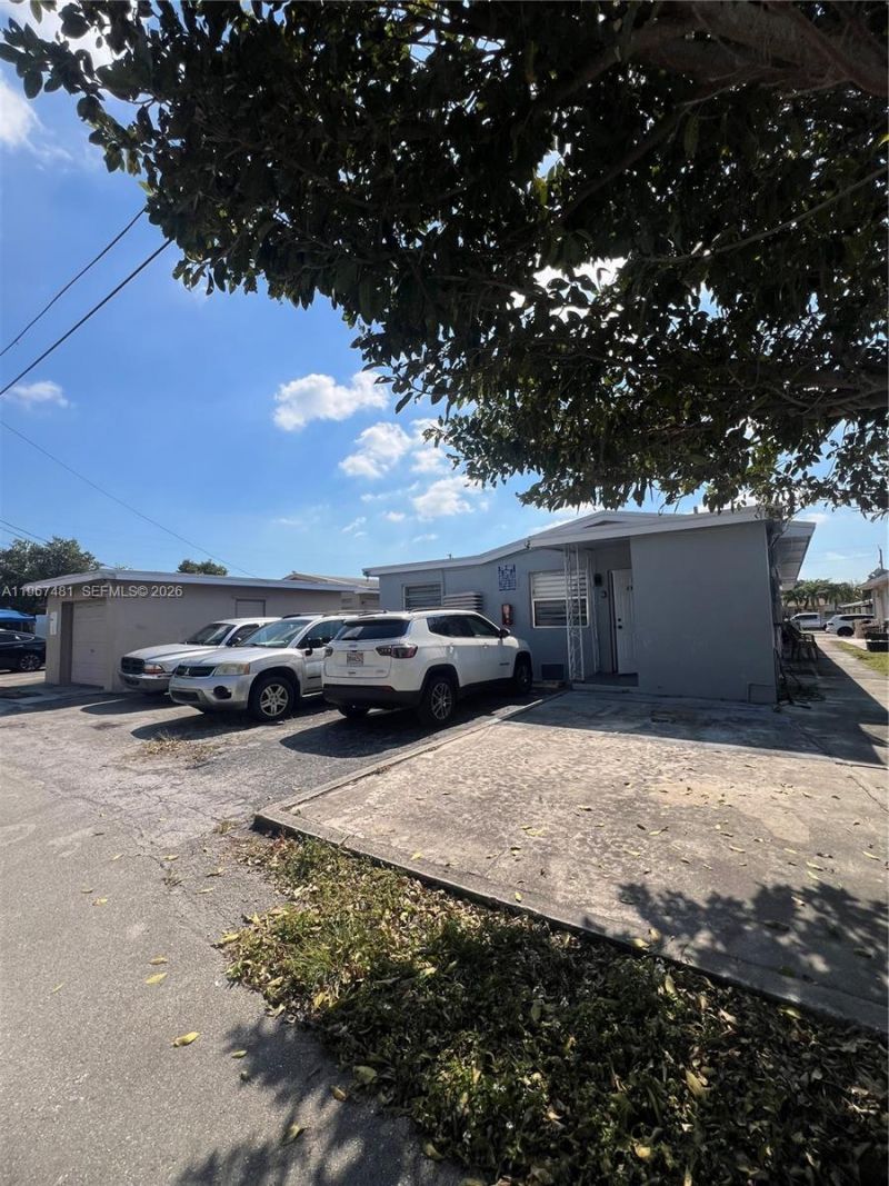 1711 Thomas St, Unit 1-3, Hollywood, FL 33020 Photo