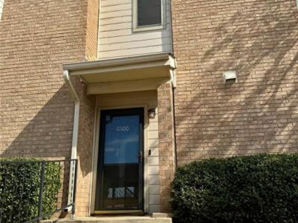 3635 Garden Brook Drive, Unit 12100, Farmers Branch, TX 75234