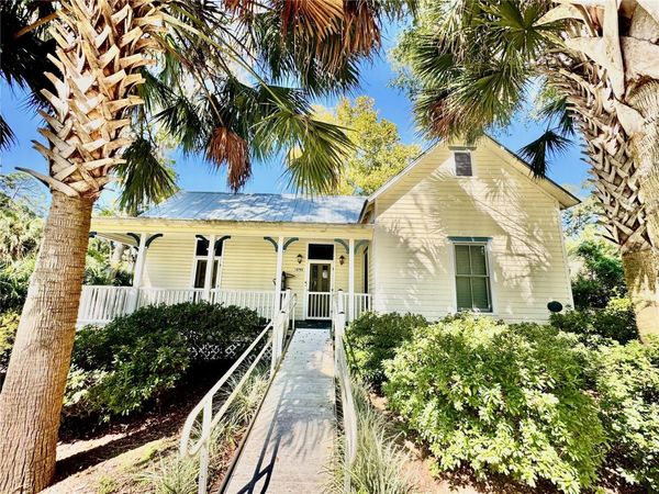 18708 NW 240TH STREET, HIGH SPRINGS, FL 32643