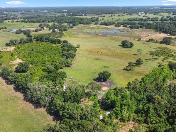 SE 51ST LANE, CENTER HILL, FL 33514