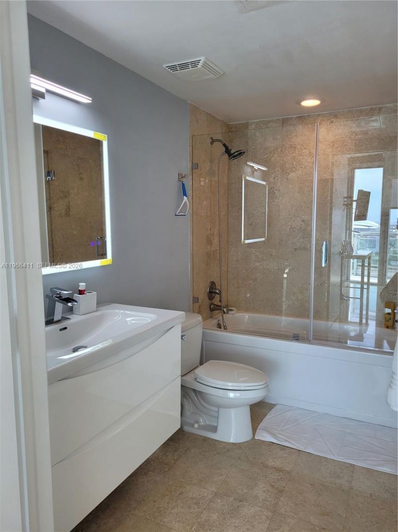 350 S Miami Ave , Unit 2714, Miami, FL 33130 Photo