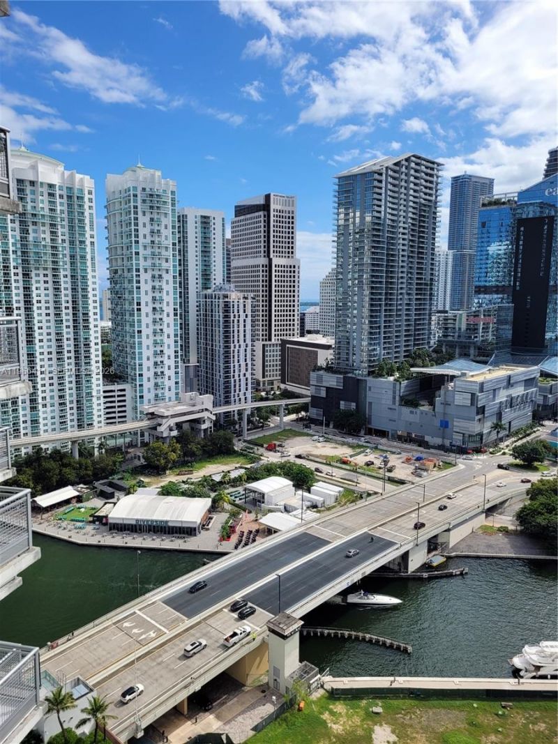 350 S Miami Ave , Unit 2714, Miami, FL 33130 Photo