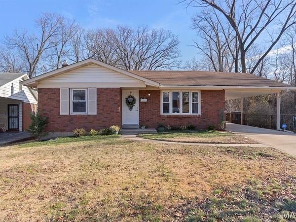 4132 Crestland Drive, St Louis, MO 63121