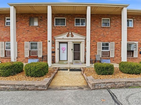 2541 Union Road, St Louis, MO 63125