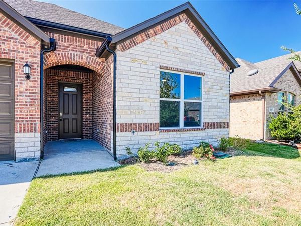 531 Overlook Drive, Royse City, TX 75189
