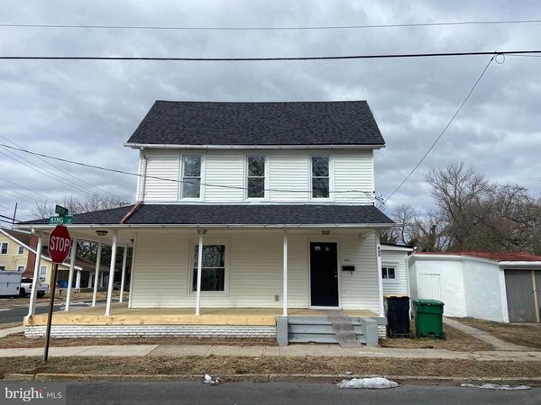 402 E KING STREET, SEAFORD, DE 19973