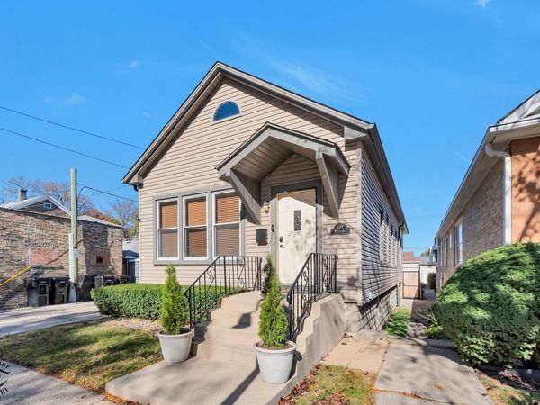 642 W 37th Street, Chicago, IL 60609