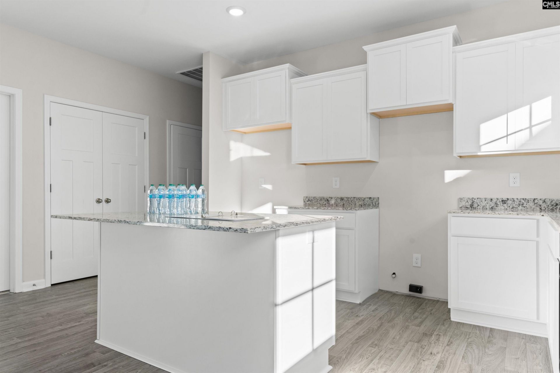 175 Willow Bay Drive Photo 12