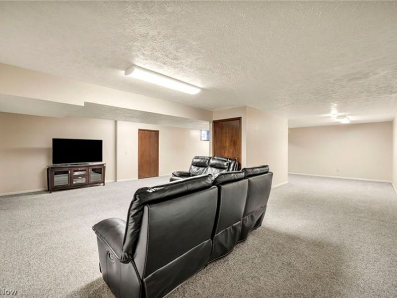 6337 Woodhawk Drive, Cleveland, OH 44124 Photo 45