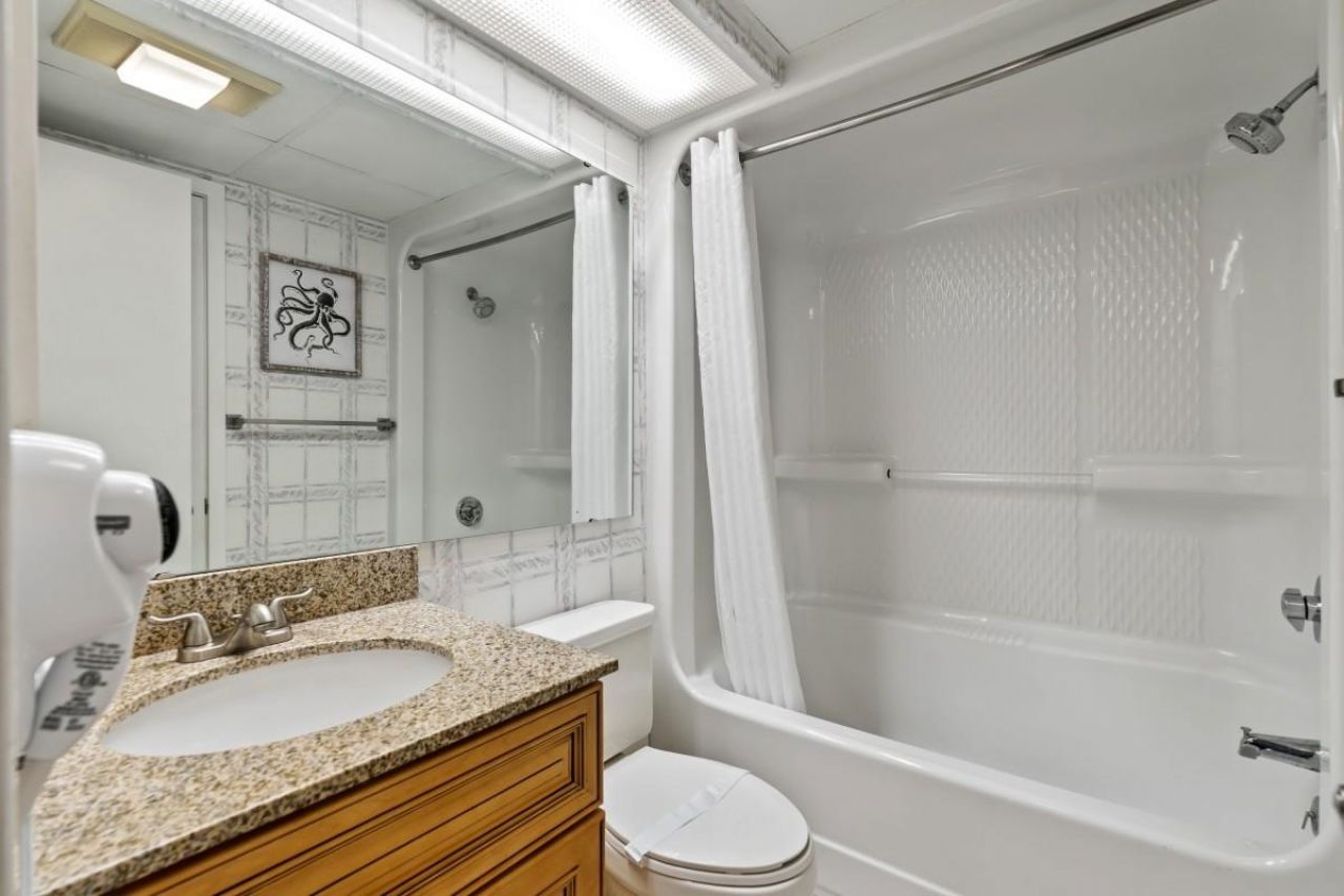 4800 S Ocean Blvd.  Photo 7