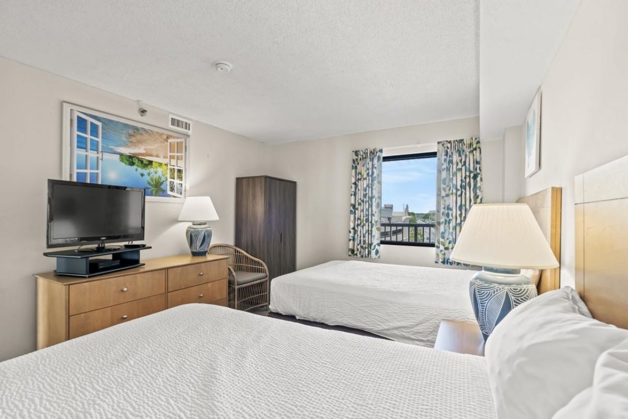 4800 S Ocean Blvd.  Photo 8