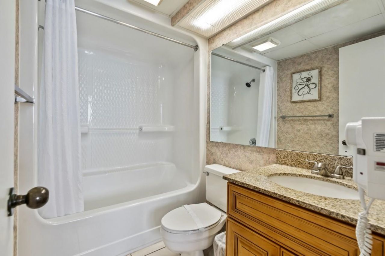 4800 S Ocean Blvd.  Photo 9