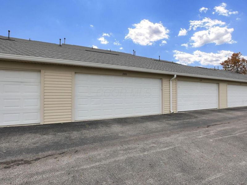 243 Oxford Oak Drive, Blacklick, OH 43004 Photo 31