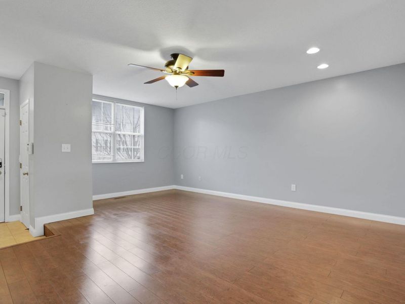 243 Oxford Oak Drive, Blacklick, OH 43004 Photo 7