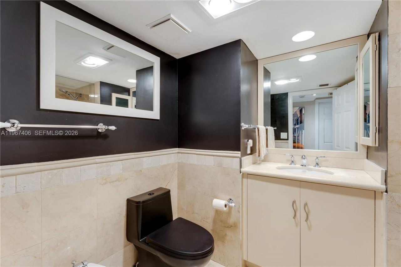 520 Brickell Key Dr, Unit A1506, Miami, FL 33131 Photo