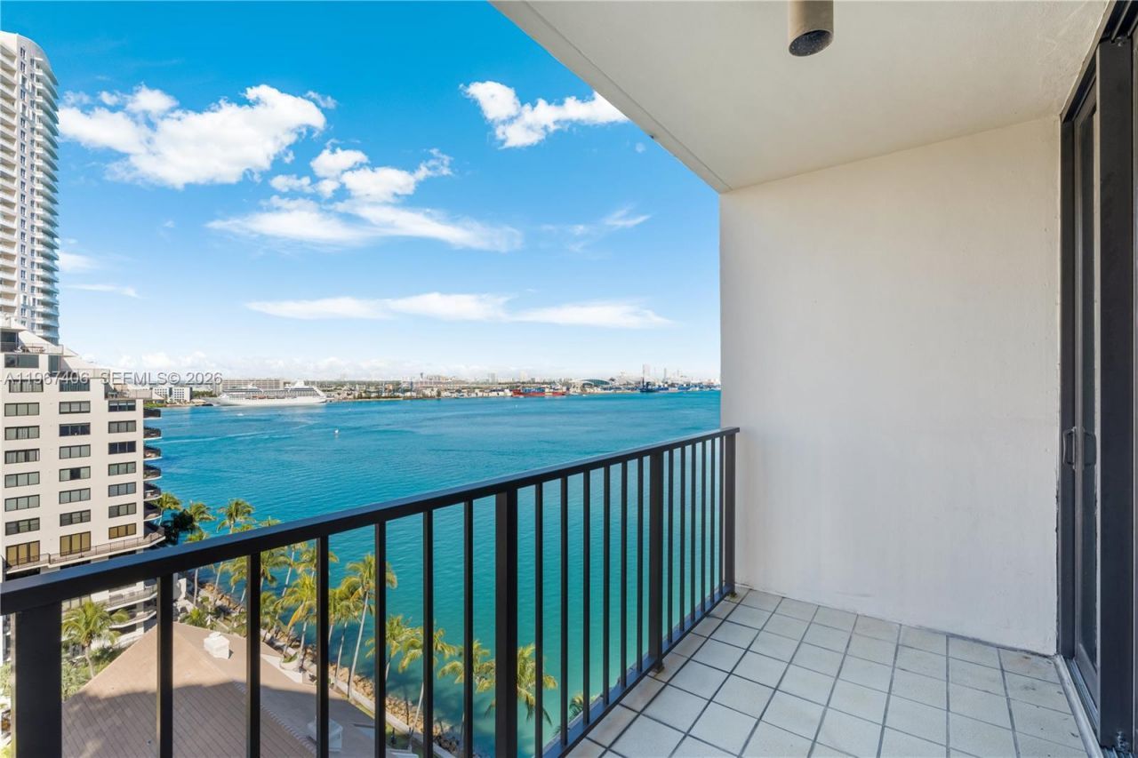 520 Brickell Key Dr, Unit A1506, Miami, FL 33131 Photo