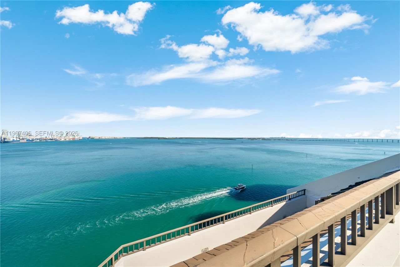 520 Brickell Key Dr, Unit A1506, Miami, FL 33131 Photo