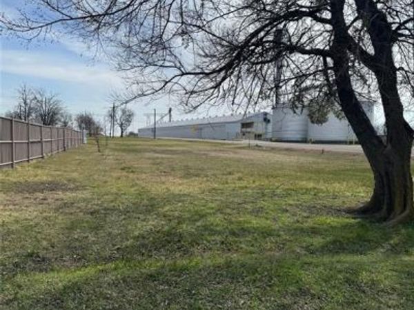 Lot E30 Ash Street , Bardwell, TX 75101