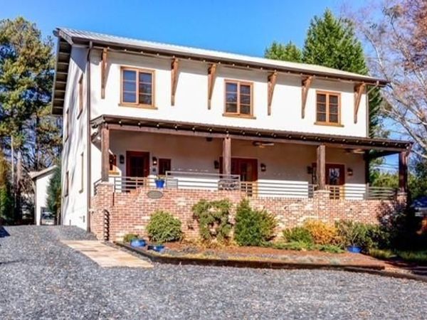 1090 Vista Trail NE, Atlanta, GA 30324