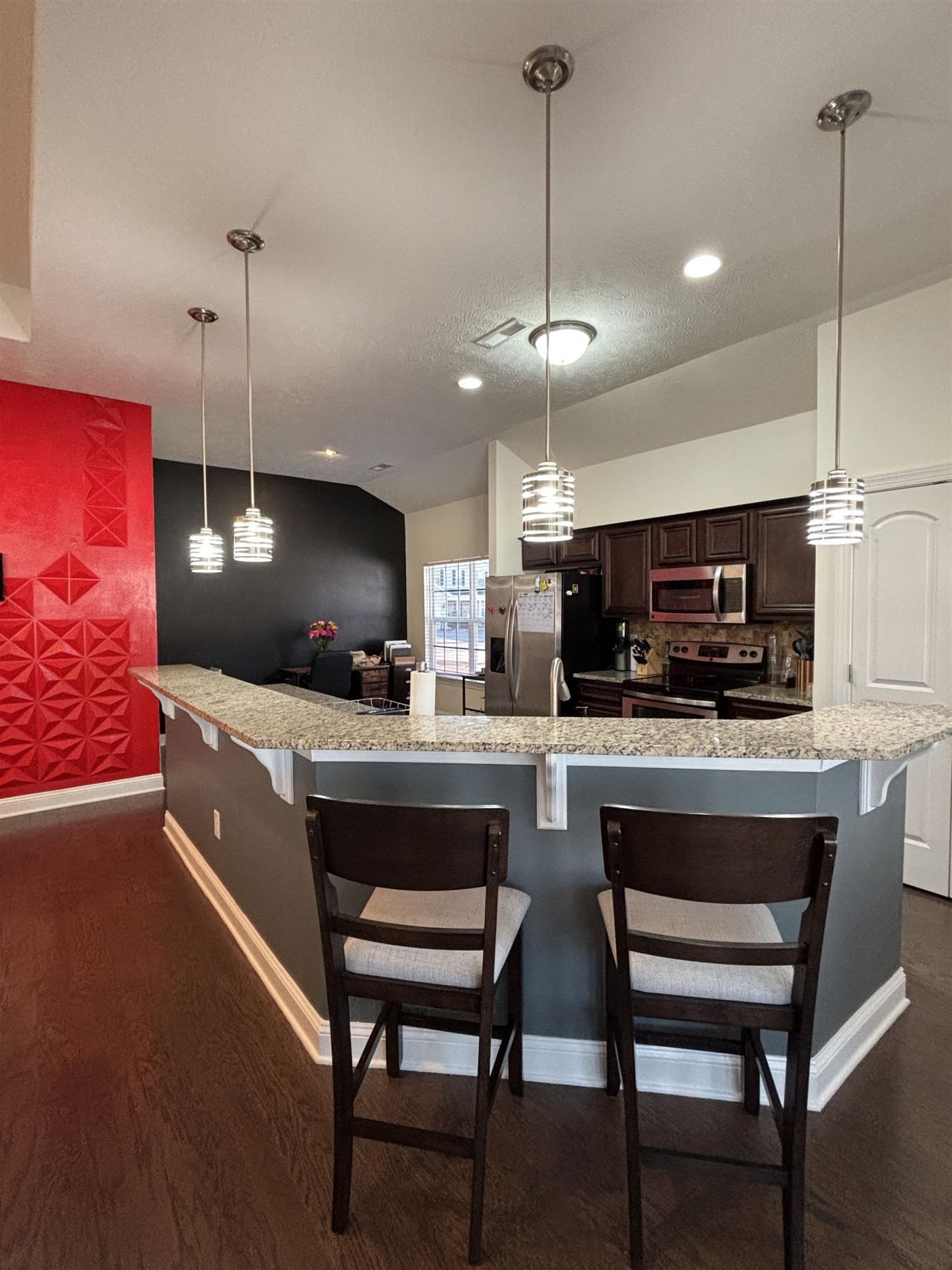 343 Camrose Way Photo 12