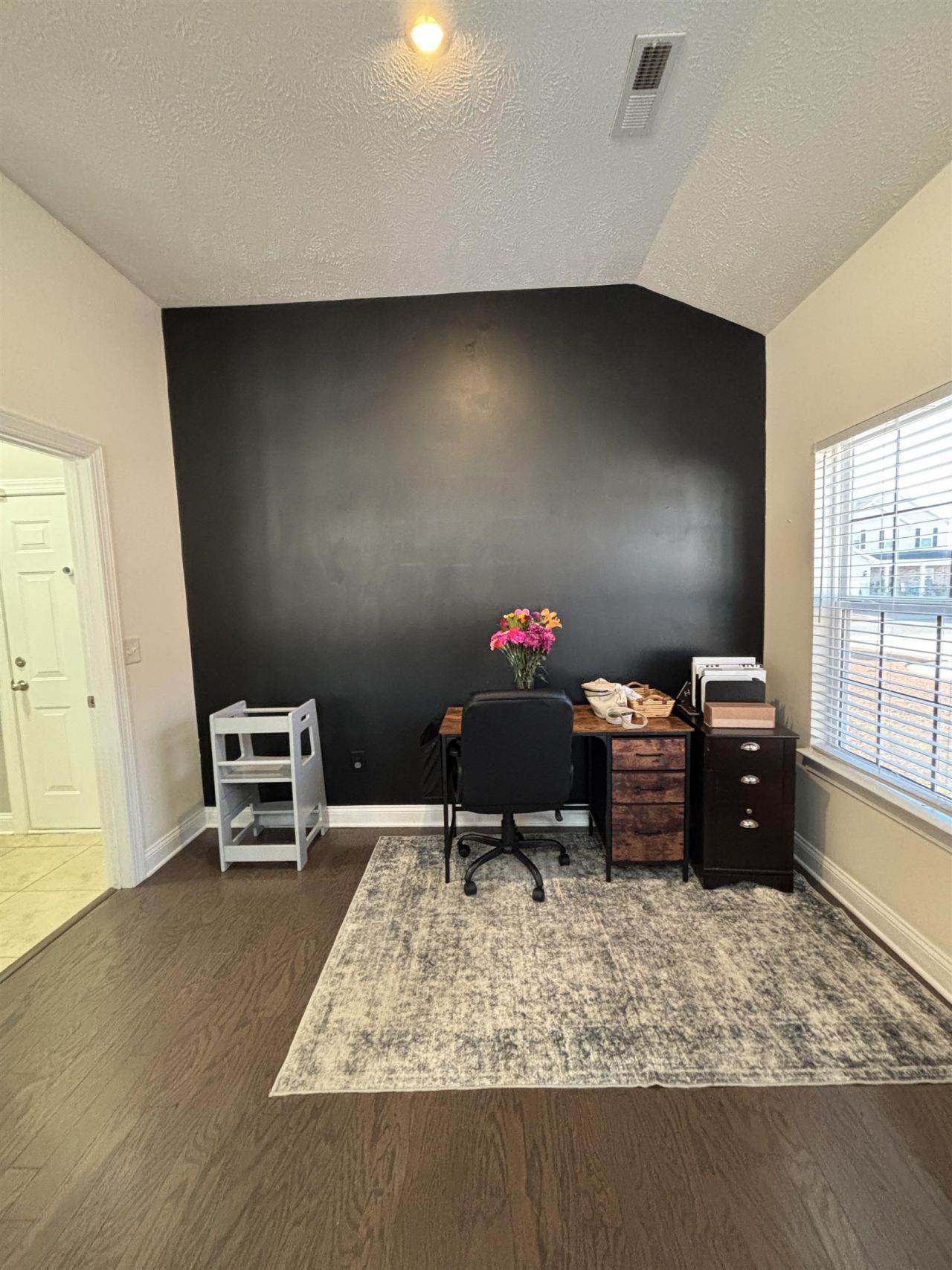 343 Camrose Way Photo 13