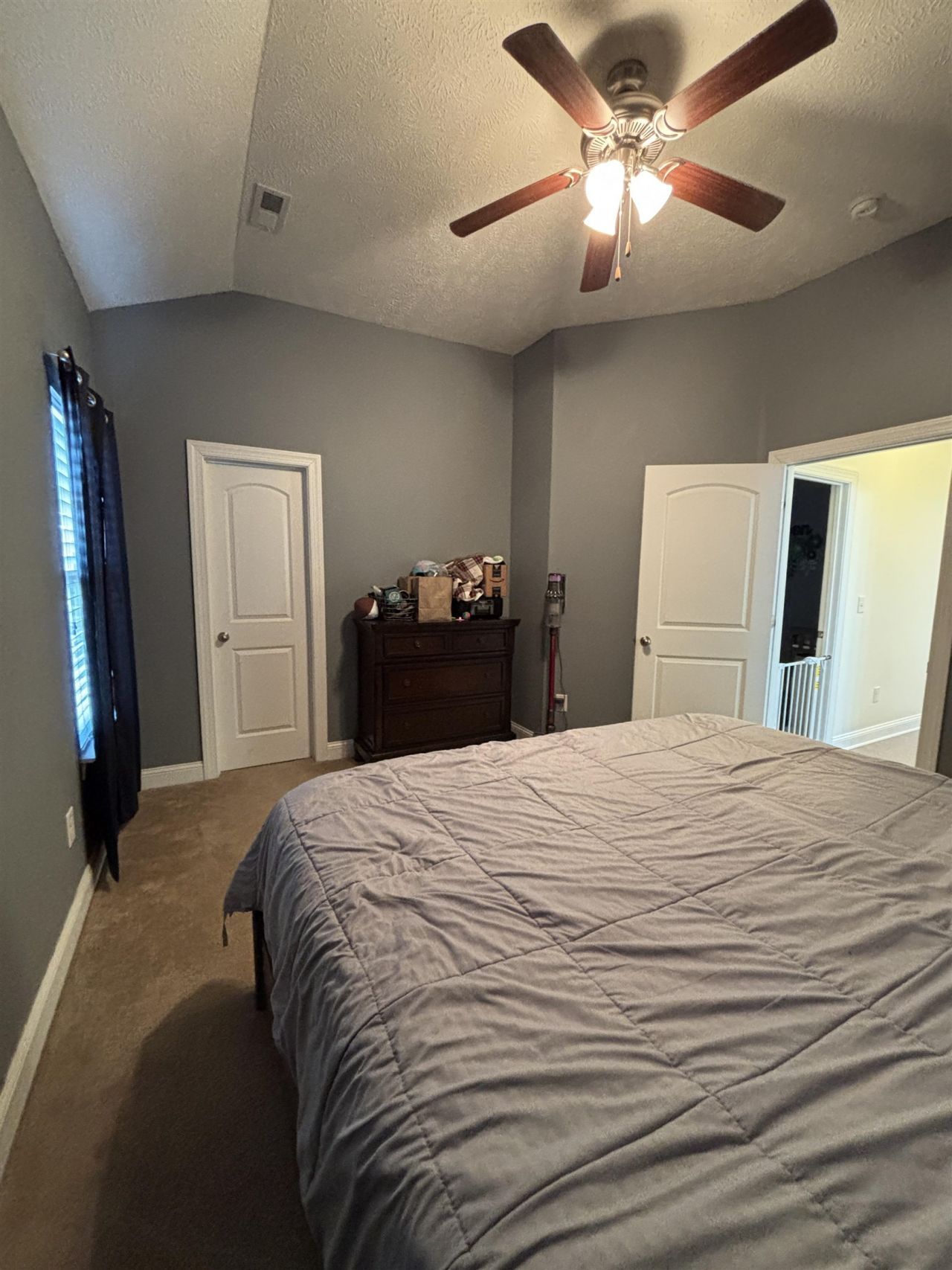 343 Camrose Way Photo 24