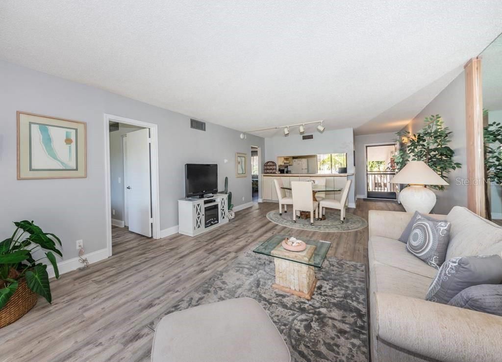 5724 Puerta Del Sol Boulevard S, Unit 248, Saint Petersburg, FL 33715 Photo