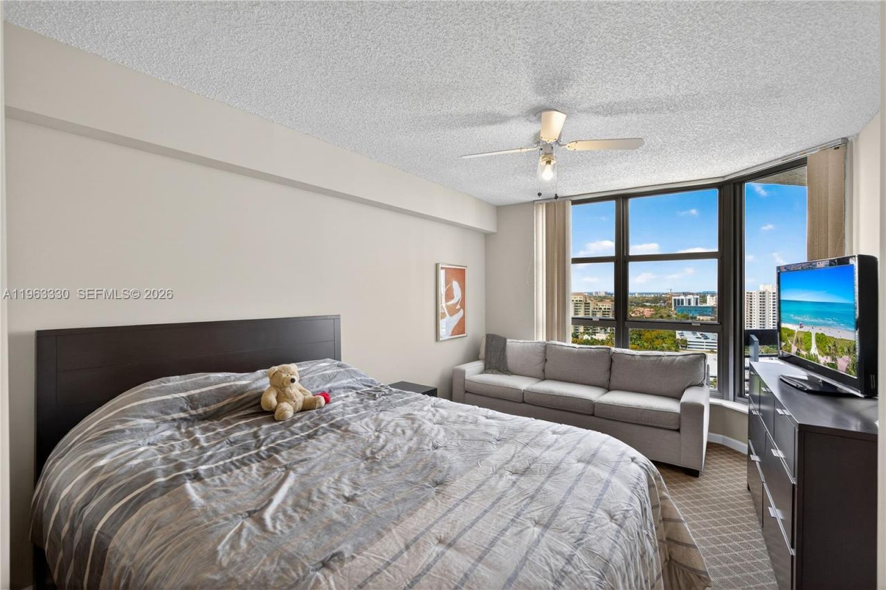 3530 Mystic Pointe Dr, Unit 2202, Aventura, FL 33180 Photo