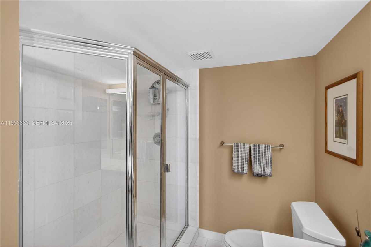 3530 Mystic Pointe Dr, Unit 2202, Aventura, FL 33180 Photo