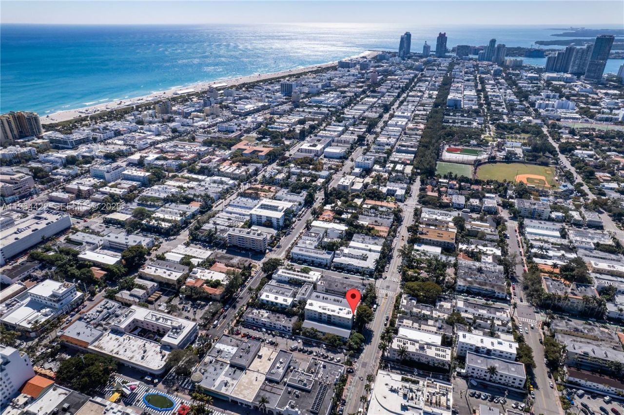 1615 Meridian Ave , Unit 202, Miami Beach, FL 33139 Photo