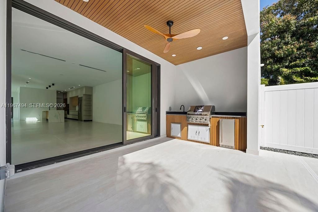 608 SW 16th Ct, Fort Lauderdale, FL 33315 Photo