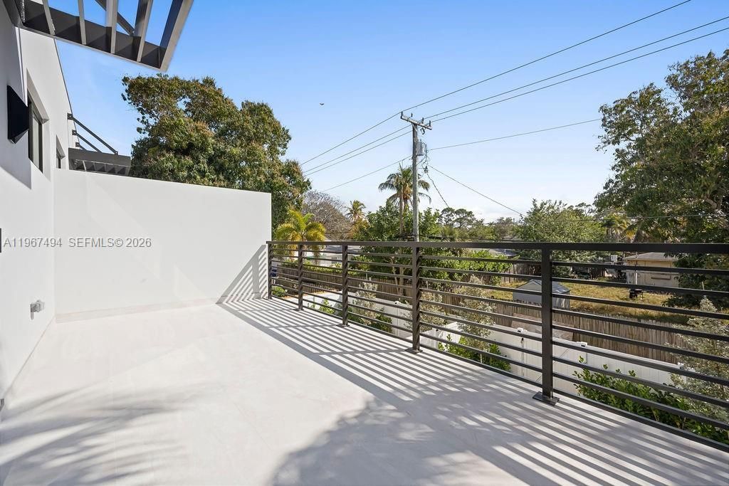 608 SW 16th Ct, Fort Lauderdale, FL 33315 Photo