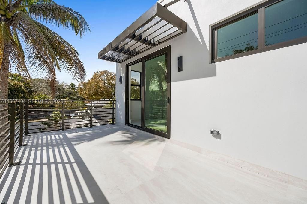 608 SW 16th Ct, Fort Lauderdale, FL 33315 Photo