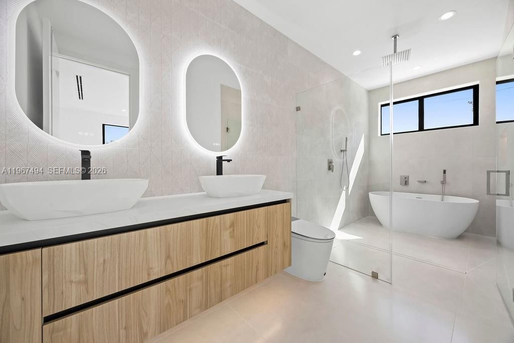 608 SW 16th Ct, Fort Lauderdale, FL 33315 Photo