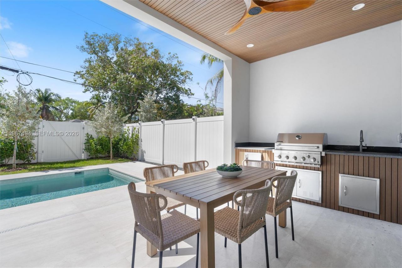 608 SW 16th Ct, Fort Lauderdale, FL 33315 Photo