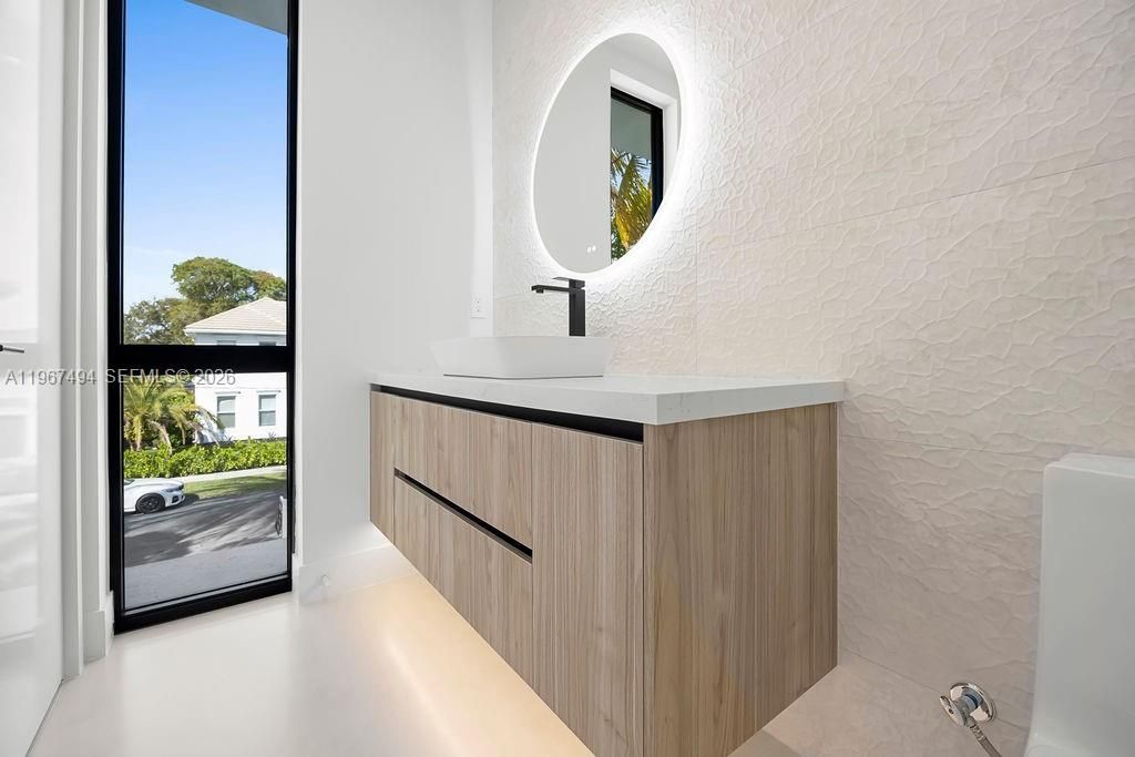 608 SW 16th Ct, Fort Lauderdale, FL 33315 Photo