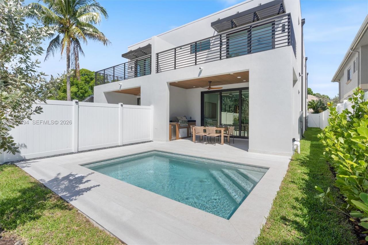 608 SW 16th Ct, Fort Lauderdale, FL 33315 Photo