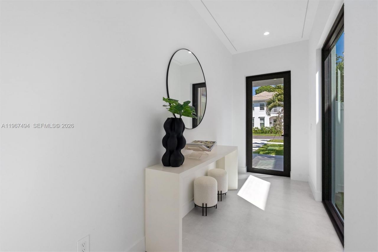 608 SW 16th Ct, Fort Lauderdale, FL 33315 Photo