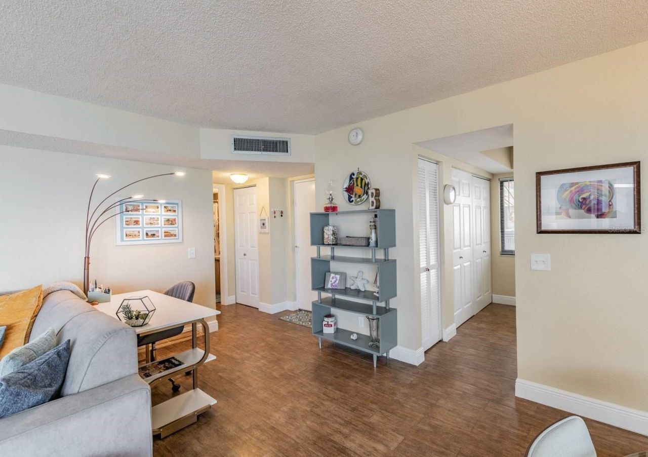 5541 Puerta Del Sol Boulevard S, Unit 316, Saint Petersburg, FL 33715 Photo