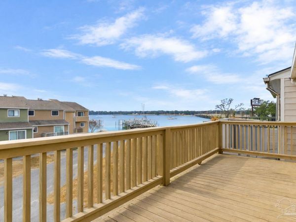 612 S 1st St, Unit 20, Pensacola, FL 32507