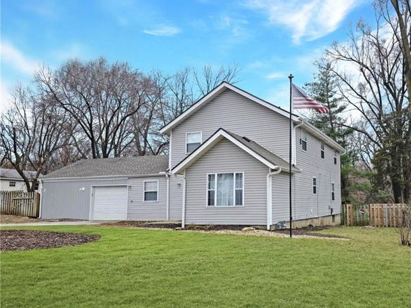 2100 & 2105 S Ellison Way, Independence, MO 64050