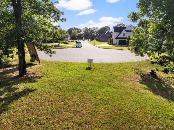 3829 E 103rd Place, Tulsa, OK 74137