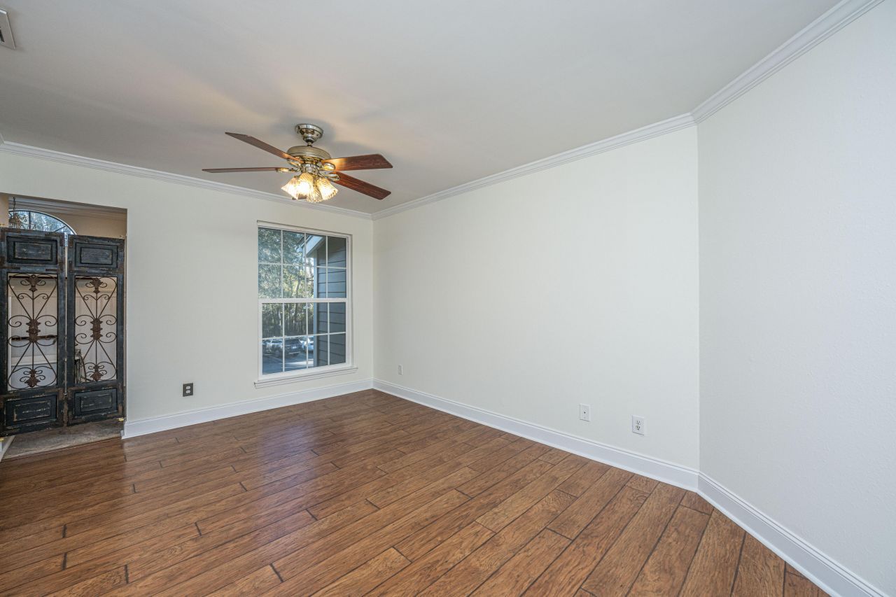 1857 Montclair Drive Photo 19