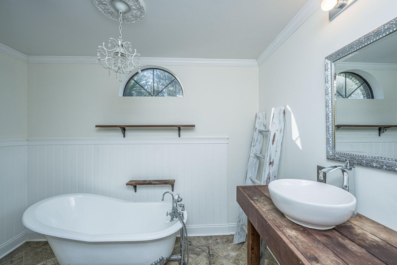 1857 Montclair Drive Photo 24