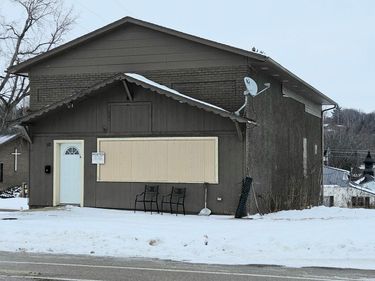 10 Minnesota Avenue S, Oronoco, MN 55960