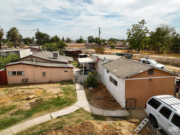 1017 Curtis Drive, Bakersfield, CA 93307