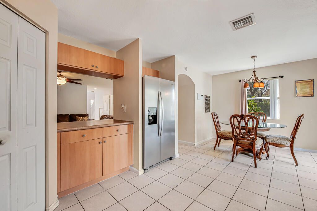 845 Imperial Lake Road, West Palm Beach, FL 33413 Photo