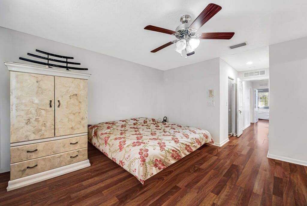 845 Imperial Lake Road, West Palm Beach, FL 33413 Photo